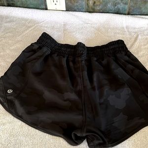 Lululemon hotty hot high rise shorts